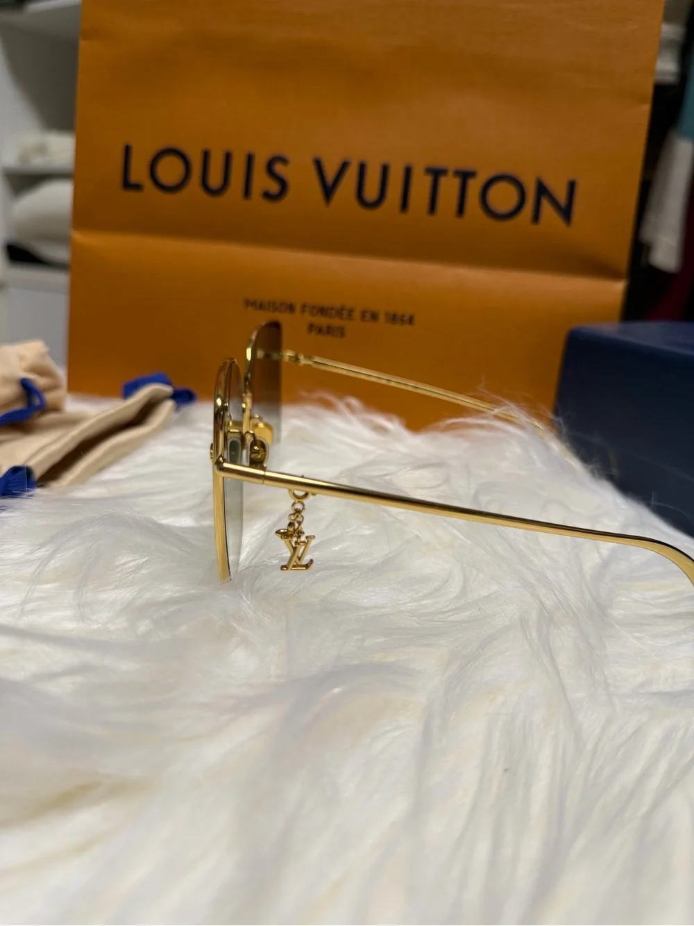 Louis Vuitton Charm Cat Eye Gold Frame Sunglasses with Green Gradient Lenses